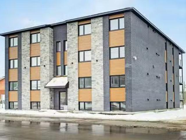 Apartment for rent in Laurentides, Quebec
