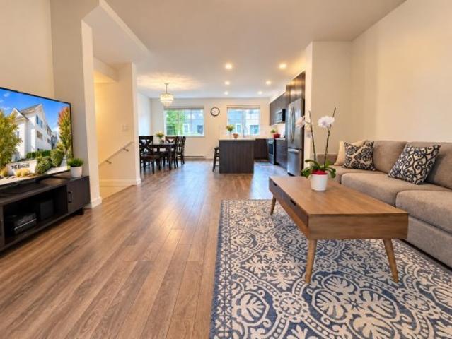 Townhouse for sale in South Surrey, Surrey