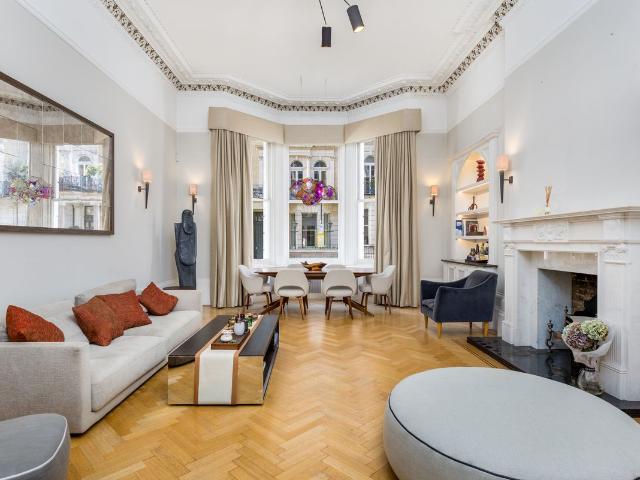 Apartment for rent in South Kensington, Greater London