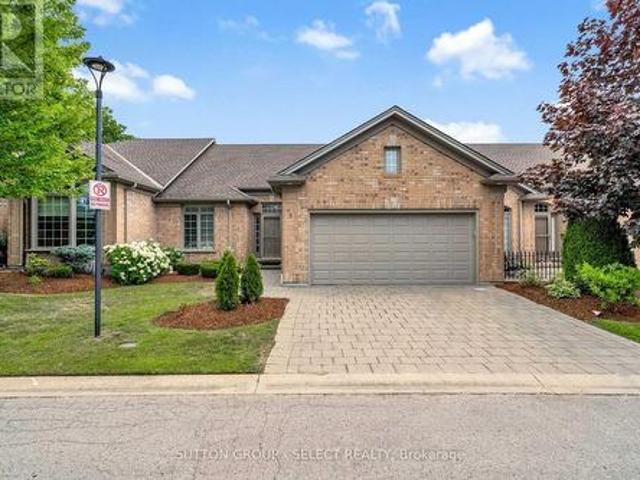 Townhouse for sale in Arva, Ontario