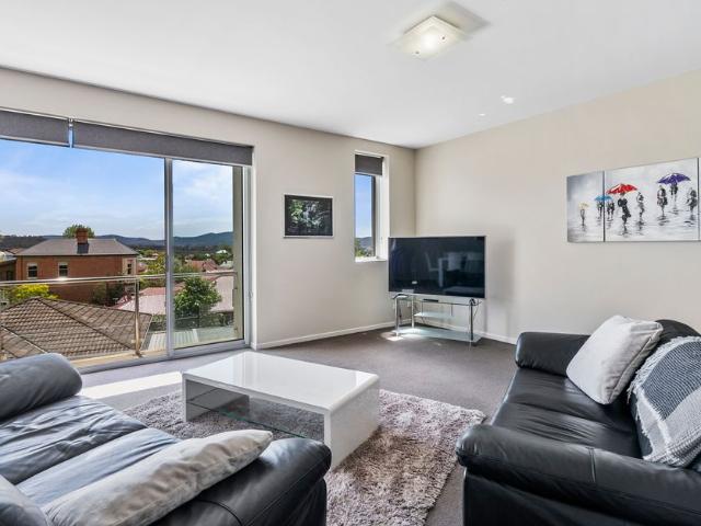 Townhouse for rent in Hobart, Tasmania