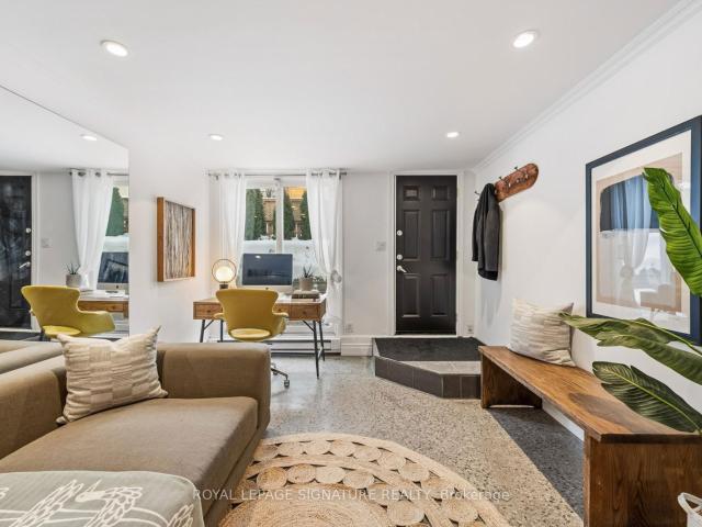 Condo for sale in Woburn, Ontario