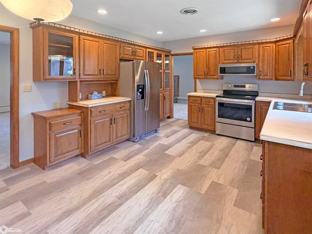 House for sale in Hampton, Iowa