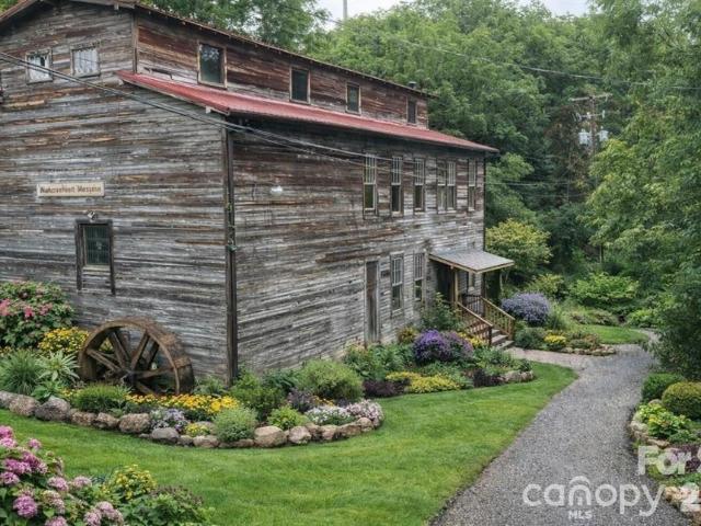 House for sale in Weaverville, North Carolina