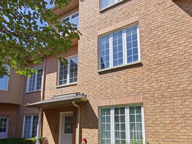 Condo for rent in York, Ontario
