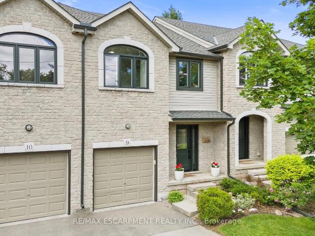 Condo for sale in Woburn, Ontario