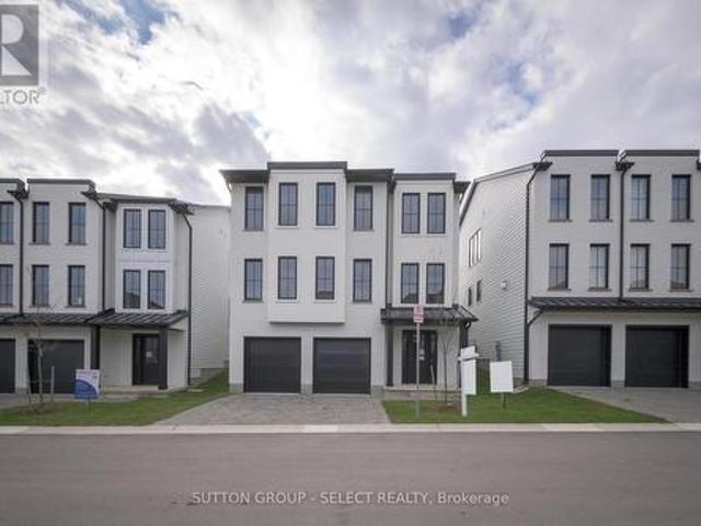 Condo for sale in Arva, Ontario