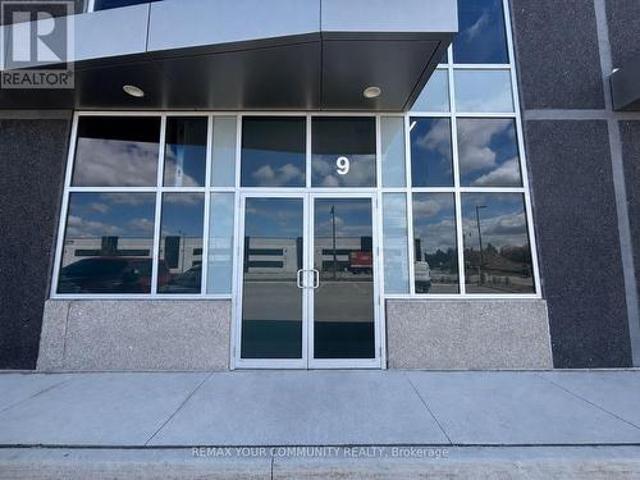 Commercial for rent in York, Ontario