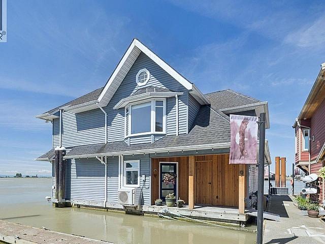 Condo for sale in Delta, British Columbia