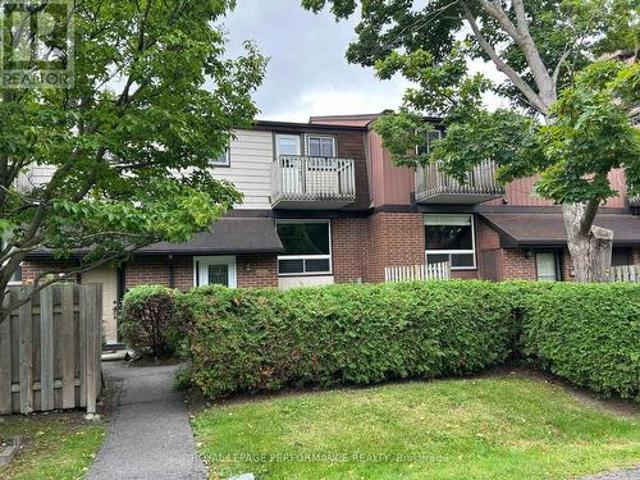 Townhouse for sale in Mulhurst Bay, Ontario