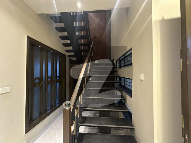 House for sale in Faisalabad, Islamabad Capital Territory