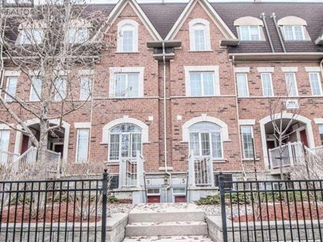 Townhouse for rent in Mississauga, Ontario