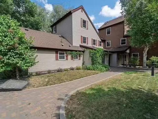 Condo for sale in East St. Paul, Manitoba