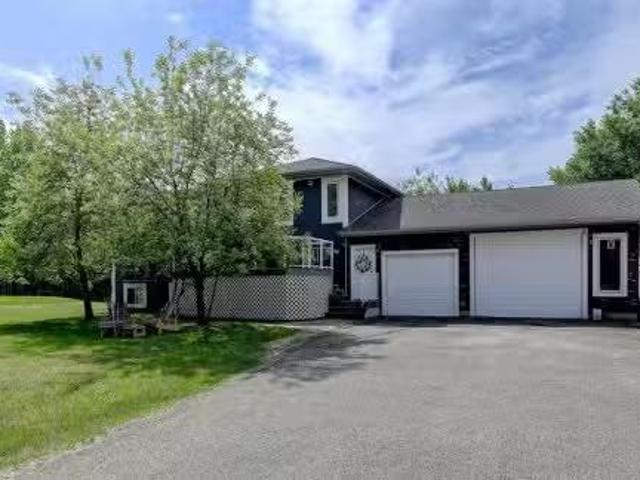 House for sale in Alberta