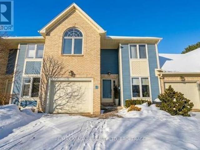 Townhouse for sale in Niagara, Ontario