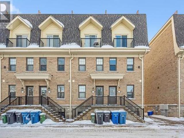 Townhouse for sale in Guelph, Ontario
