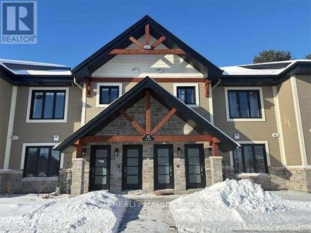 Townhouse for sale in Russell, Ontario