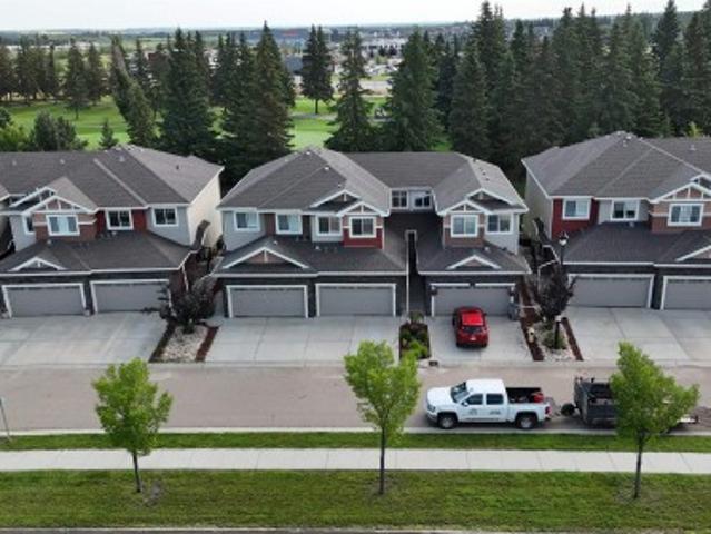 Townhouse for sale in Spruce Grove, Alberta