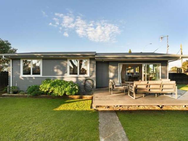 House for sale in Omokoroa, Bay Of Plenty
