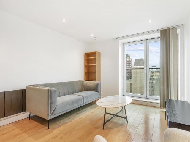 Apartment for rent in Vauxhall, Greater London