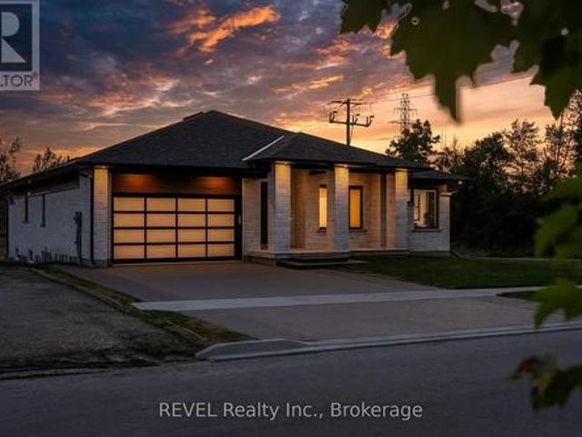 House for sale in Niagara, Ontario