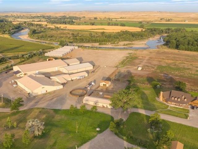 Farm for sale in Joliet, Montana