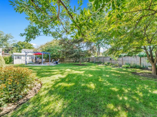 House for sale in Bohemia, New York