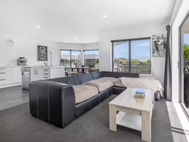 House for sale in Paraparaumu, Wellington