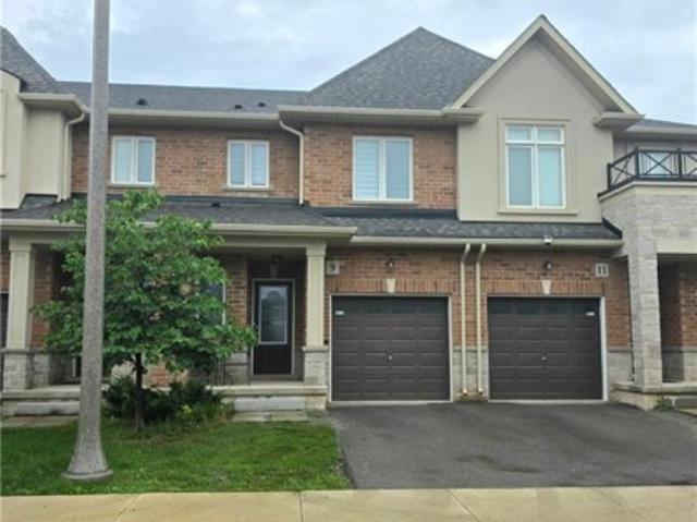 Townhouse for rent in Ancaster, Ontario