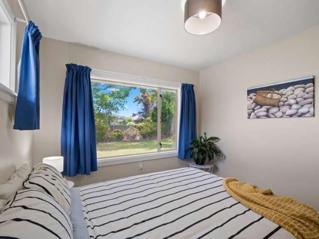 House for sale in Chaslands, Canterbury