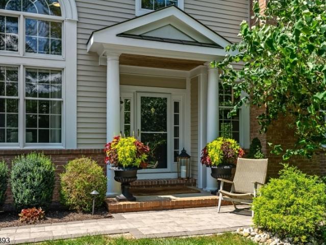 Townhouse for sale in Far Hills, New Jersey