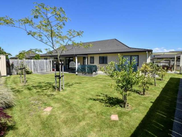 Apartment for sale in Carterton, Wellington