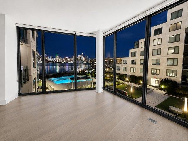 Condo for sale in Hudson, New Jersey