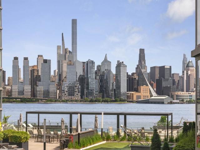 Condo for sale in Hudson, New Jersey