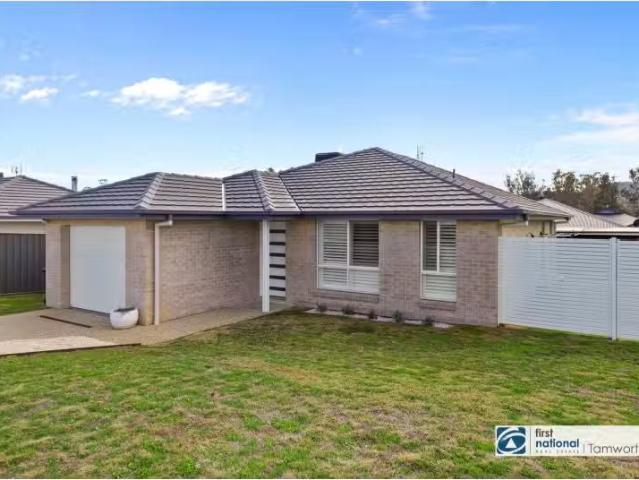 House for rent in Piallamore, New South Wales