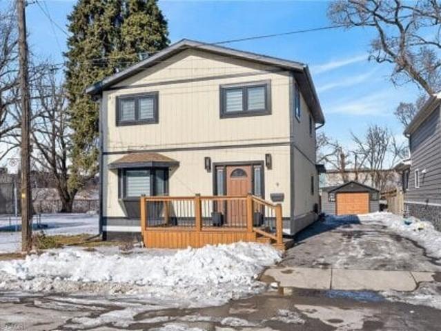 Property for sale in Ancaster, Ontario