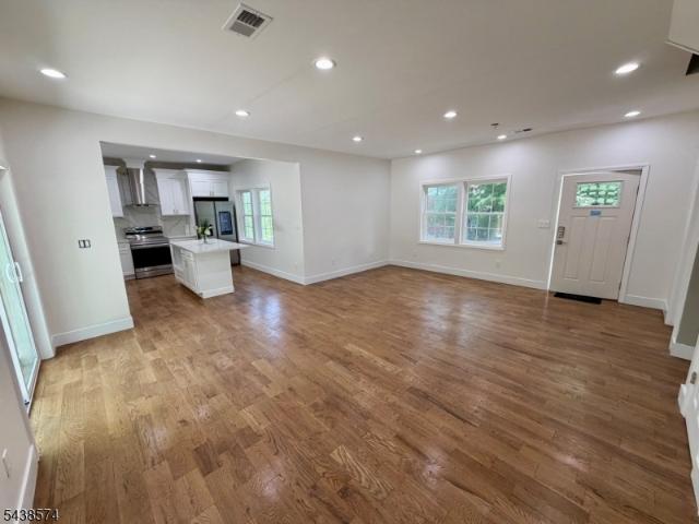 House for sale in Stockholm, New Jersey