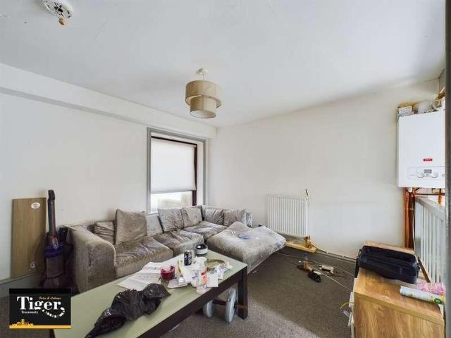 Flat for sale in Blackpool