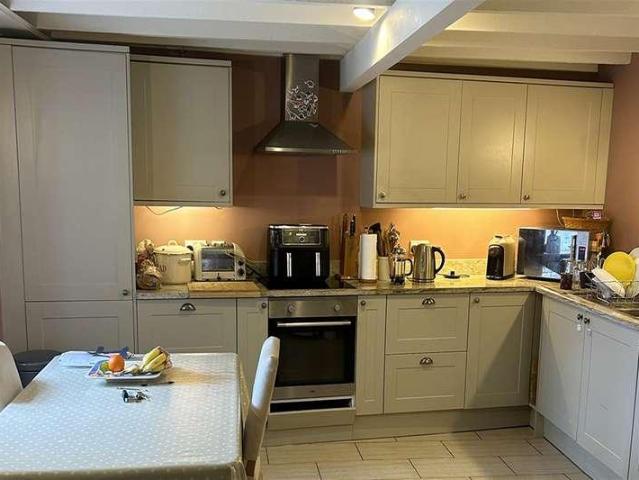 House for sale in Chickerell