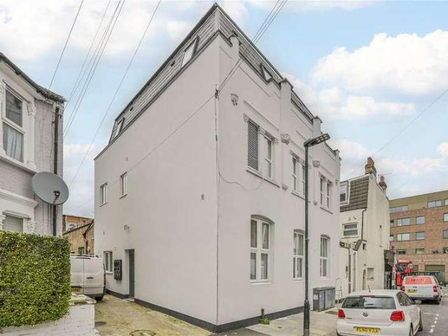 House for sale in Harringay, Greater London