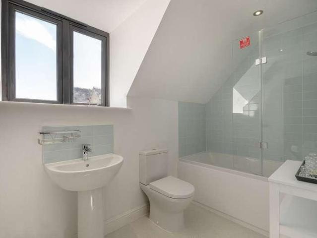 House for sale in Woodseaves, Baswich