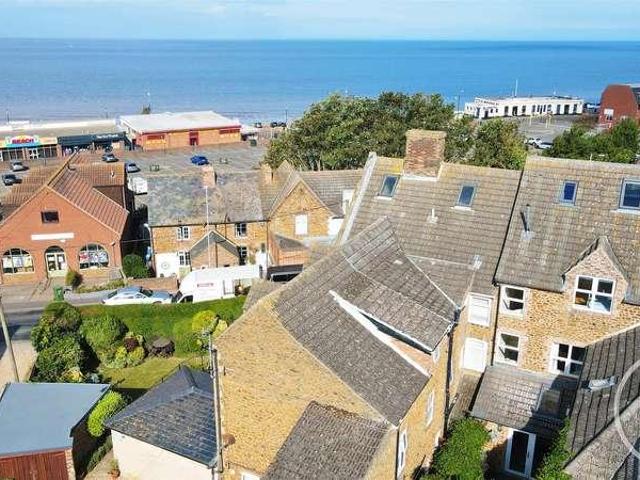 House for sale in Hunstanton, Brookville