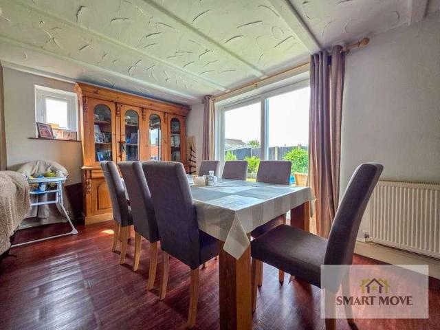 House for sale in Roby Mill, Lancashire
