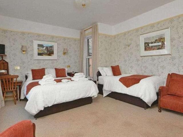 House for sale in Watergate, Devon
