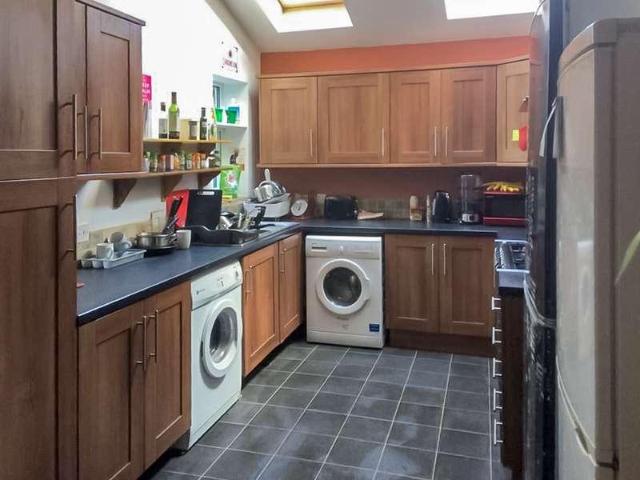 House for sale in Georgia, Greater Manchester