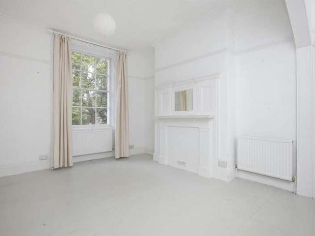 House for sale in Camberwell, Greater London