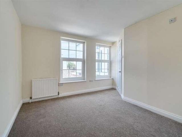 House for sale in Livermead