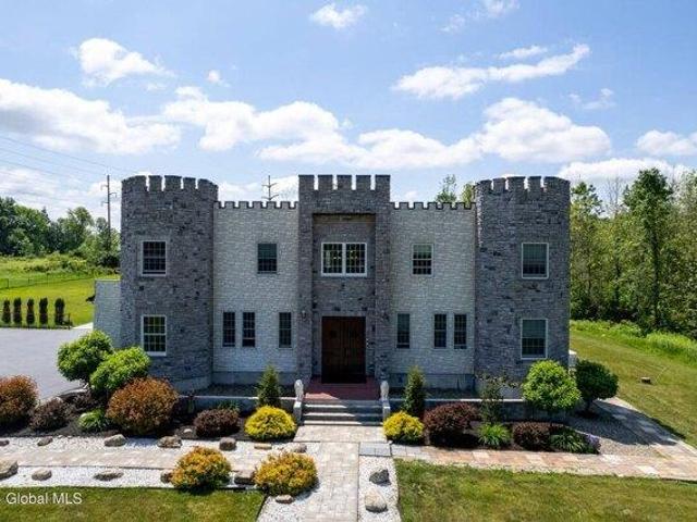 House for sale in Ballston Lake