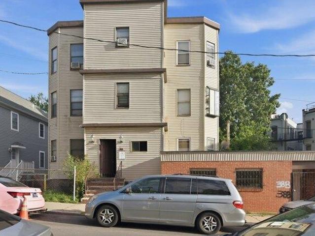 House for sale in Roxbury, Boston