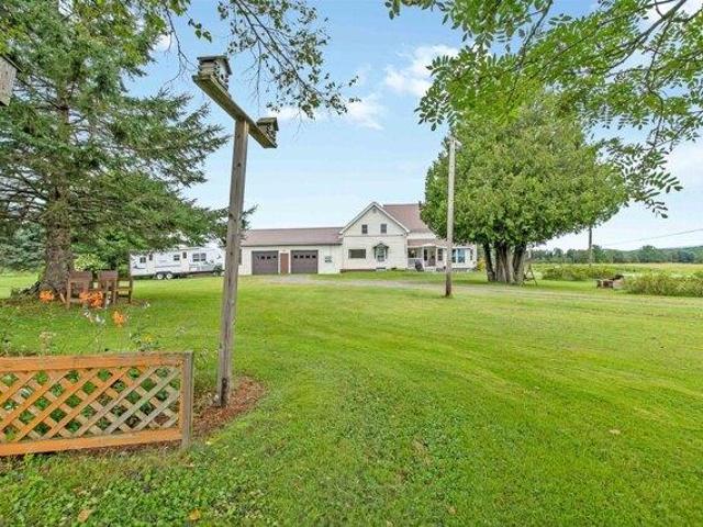 House for sale in Canaan, Vermont